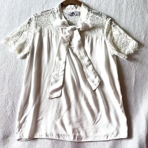 ADL Chantilly Lace‎ Bow Tie Neck XS White Blouse Top